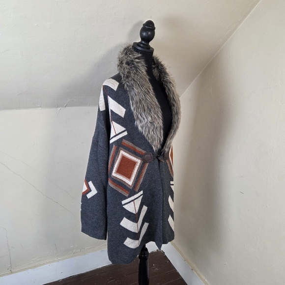 NWT ROCKIN'C Faux Fur Collar Knit Cardigan Western Sweater Size M - Picture 5 of 15